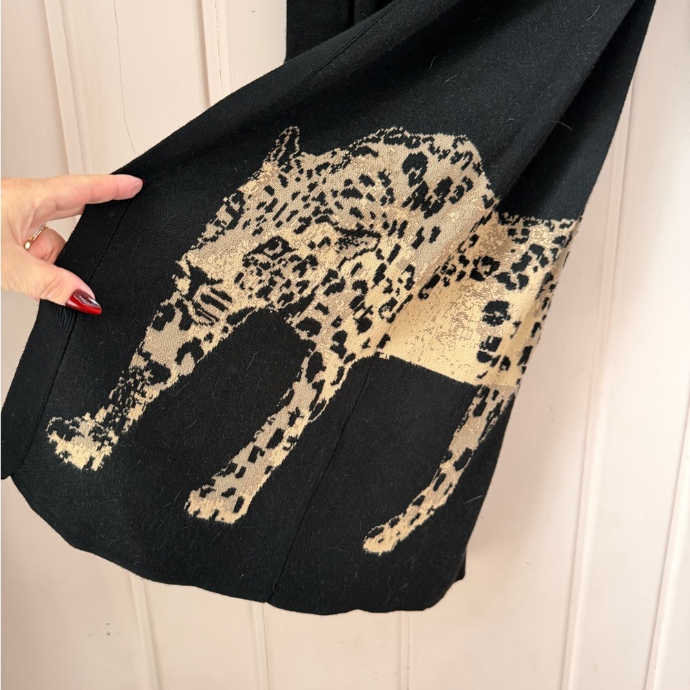 Chico's Black and Tan Leopard Cardigan SzM - Picture 2 of 6
